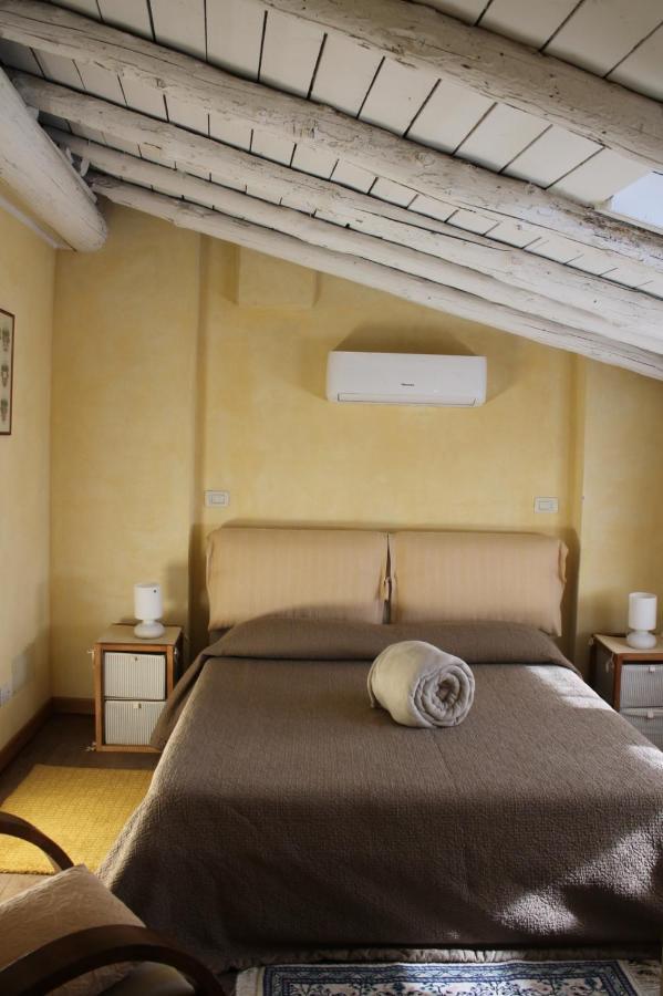 L'Oleandro Sul Lago D'Iseo B&B Sulzano Exterior foto